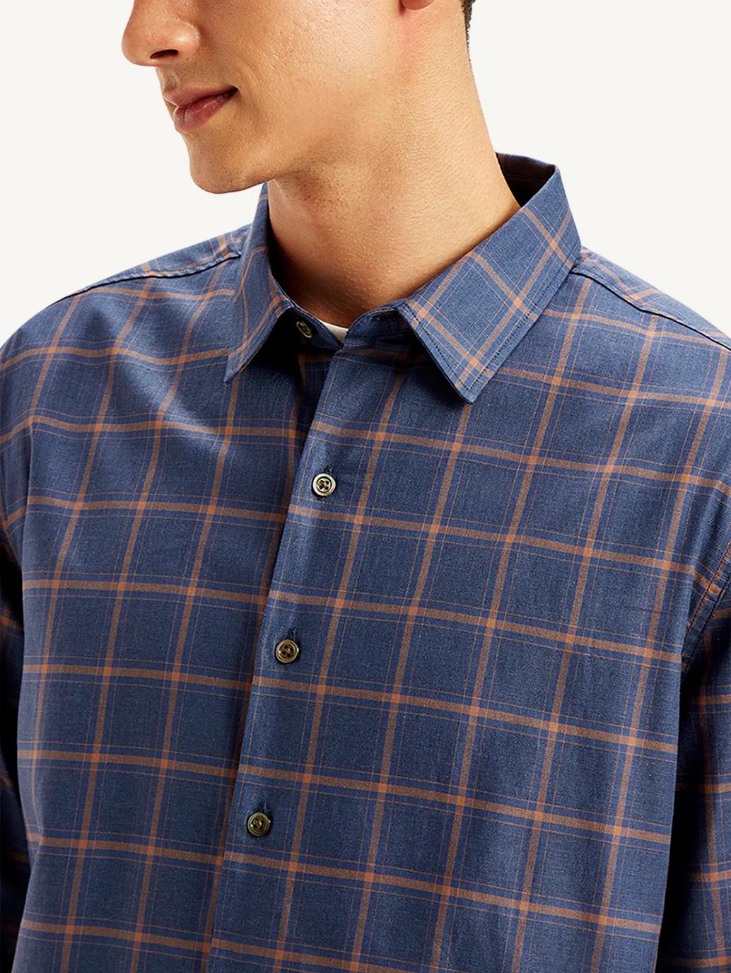 Men's Redloop Checkered Spread Collar Shirt - Image 5