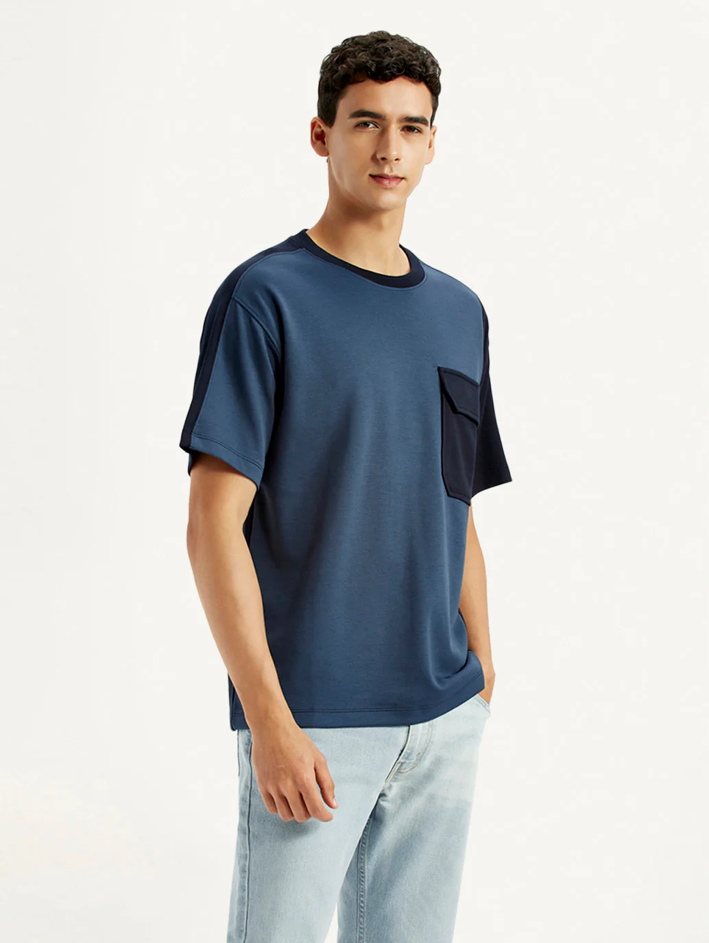 Men's Colorblock Blue Crew Neck T-shirt - Image 5
