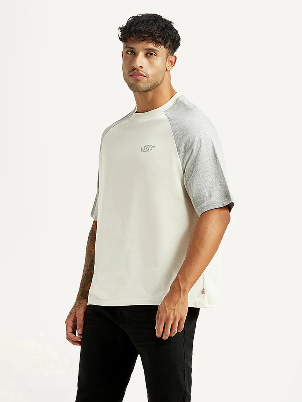 Men's Colorblock Off White Loose Fit T-shirt - Image 4