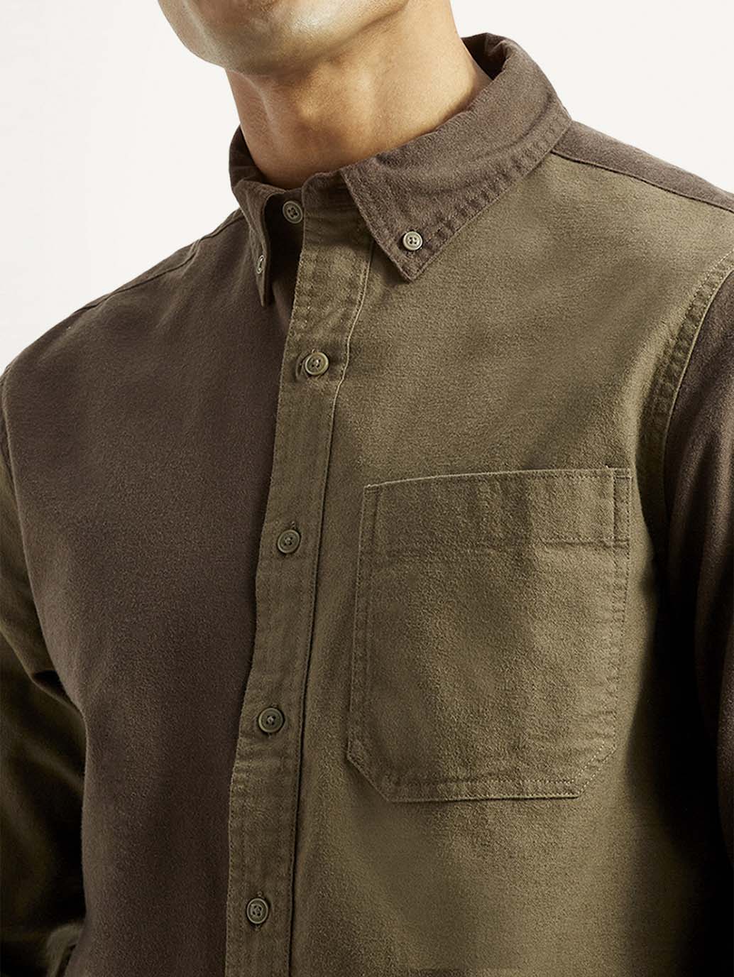 Men's Colorblock Spread Collar Flannel Shirt - Image 4