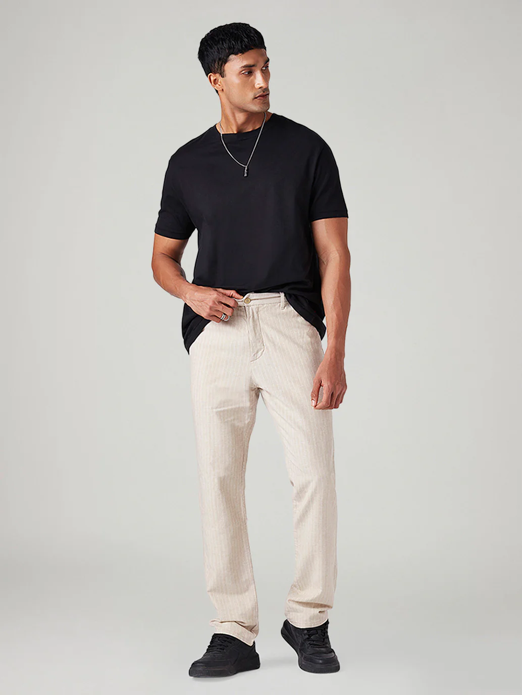 Men's Cream Authentic Relaxed Fit Mid Rise Linen Chinos