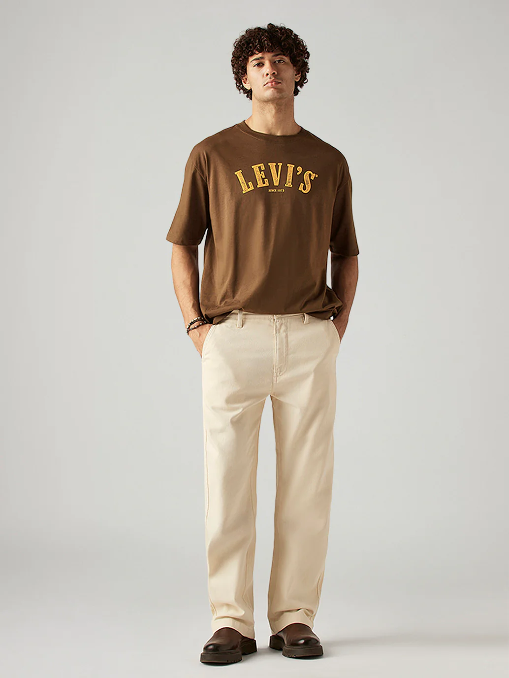 Men's Cream Loose Fit Mid Rise Chinos