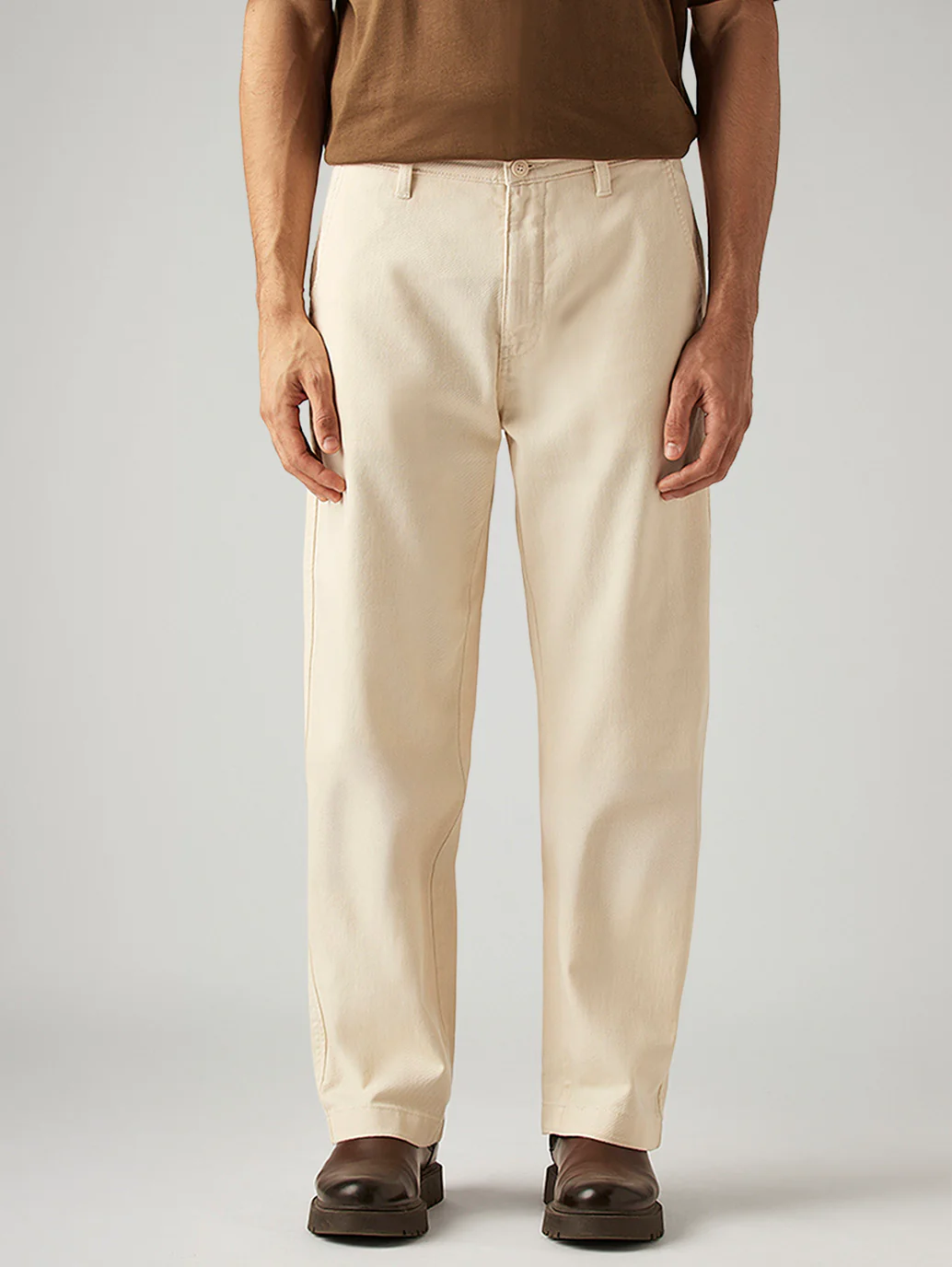 Men's Cream Loose Fit Mid Rise Chinos - Image 3