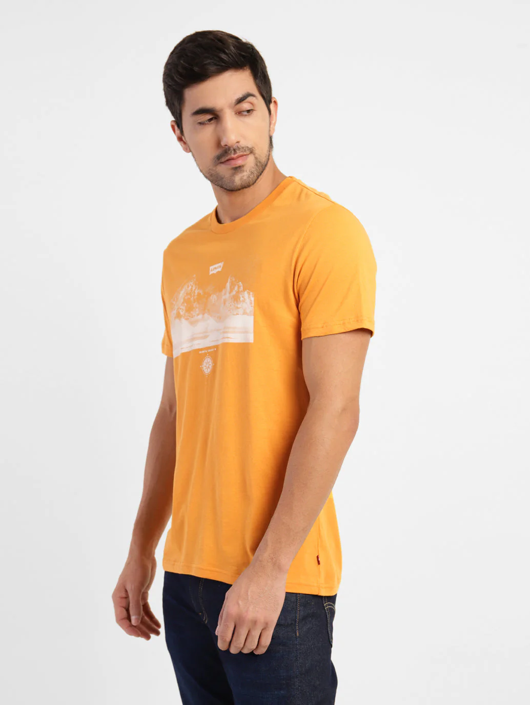 Men's Graphic Print Slim Fit T-shirt - Image 4
