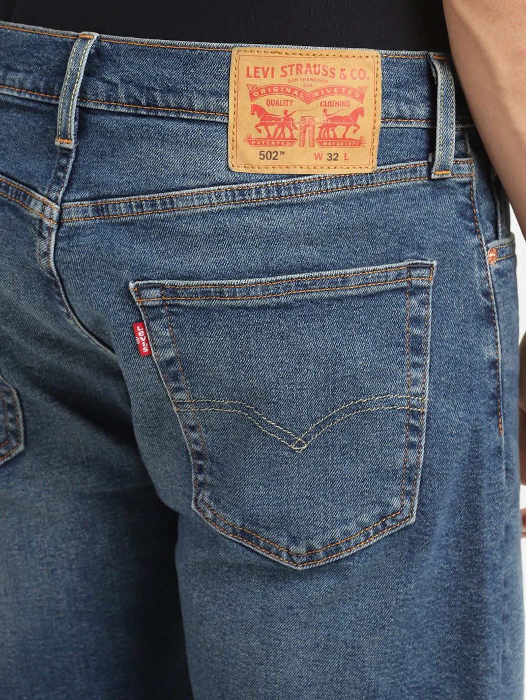 Men's Tapered Fit Shorts - Image 5