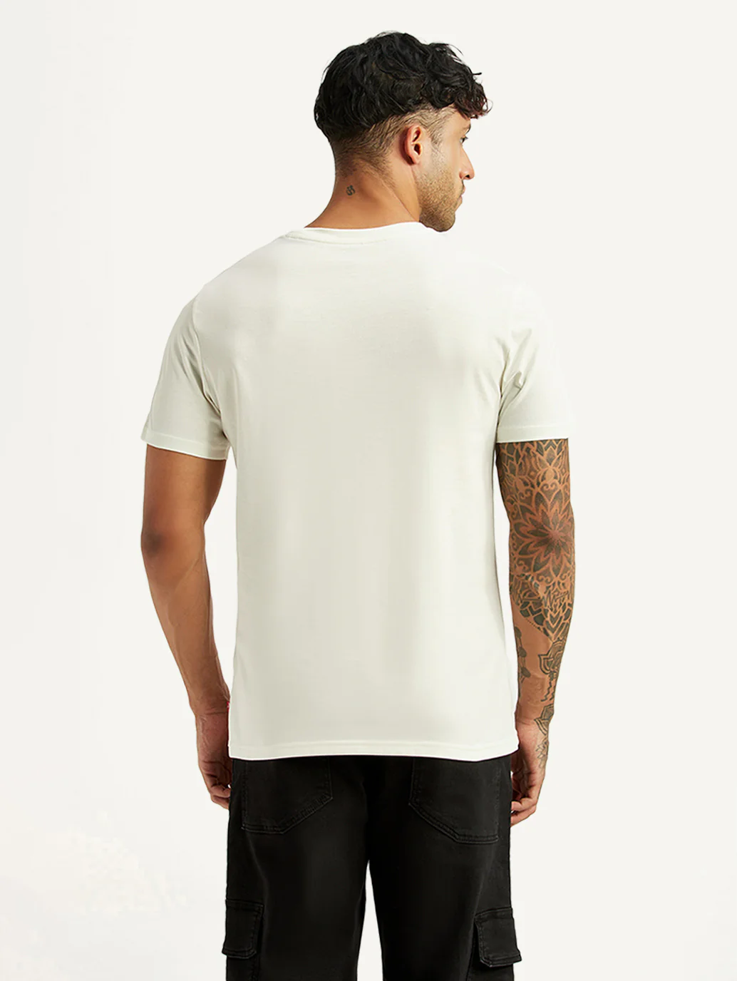 Men's Embroidered Off-White Slim Fit T-shirt - Image 2