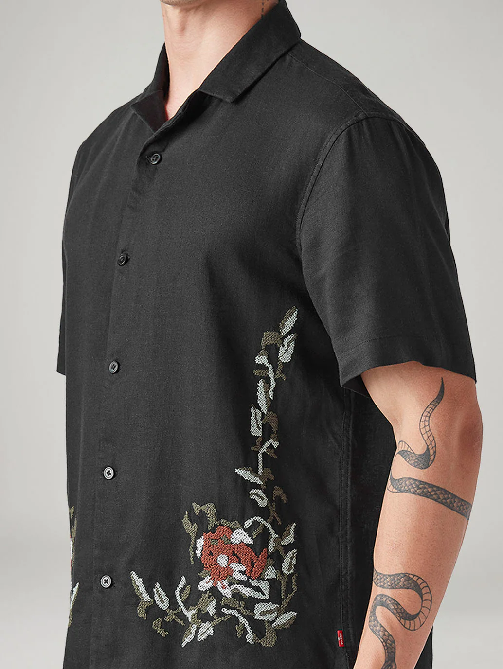 Men's Embroidered Relaxed Fit Linen Shirt - Image 3