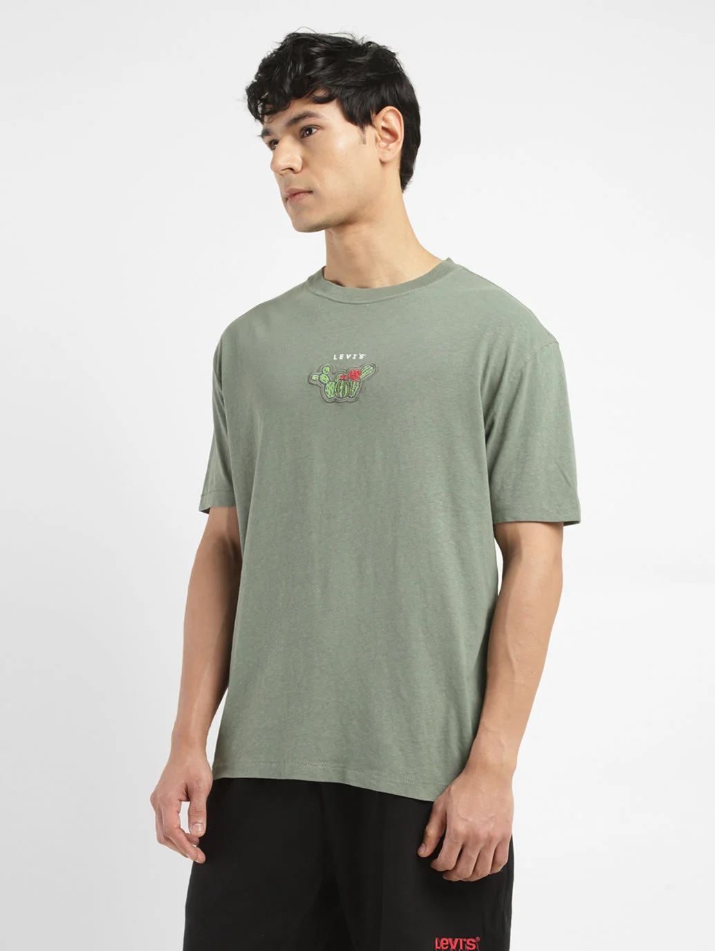 Men's Embroidered Round Neck T-shirt - Image 4