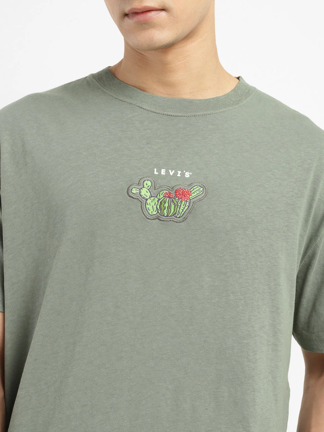 Men's Embroidered Round Neck T-shirt - Image 5