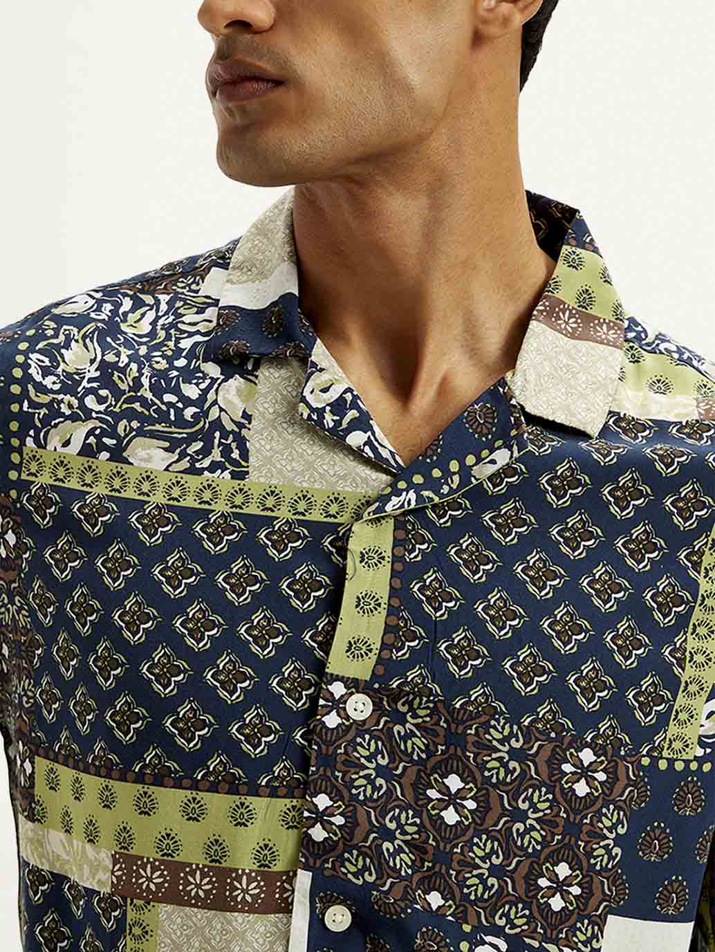 Men's Resort Collar Ethnic Motif Loose Fit Shirt - Image 5