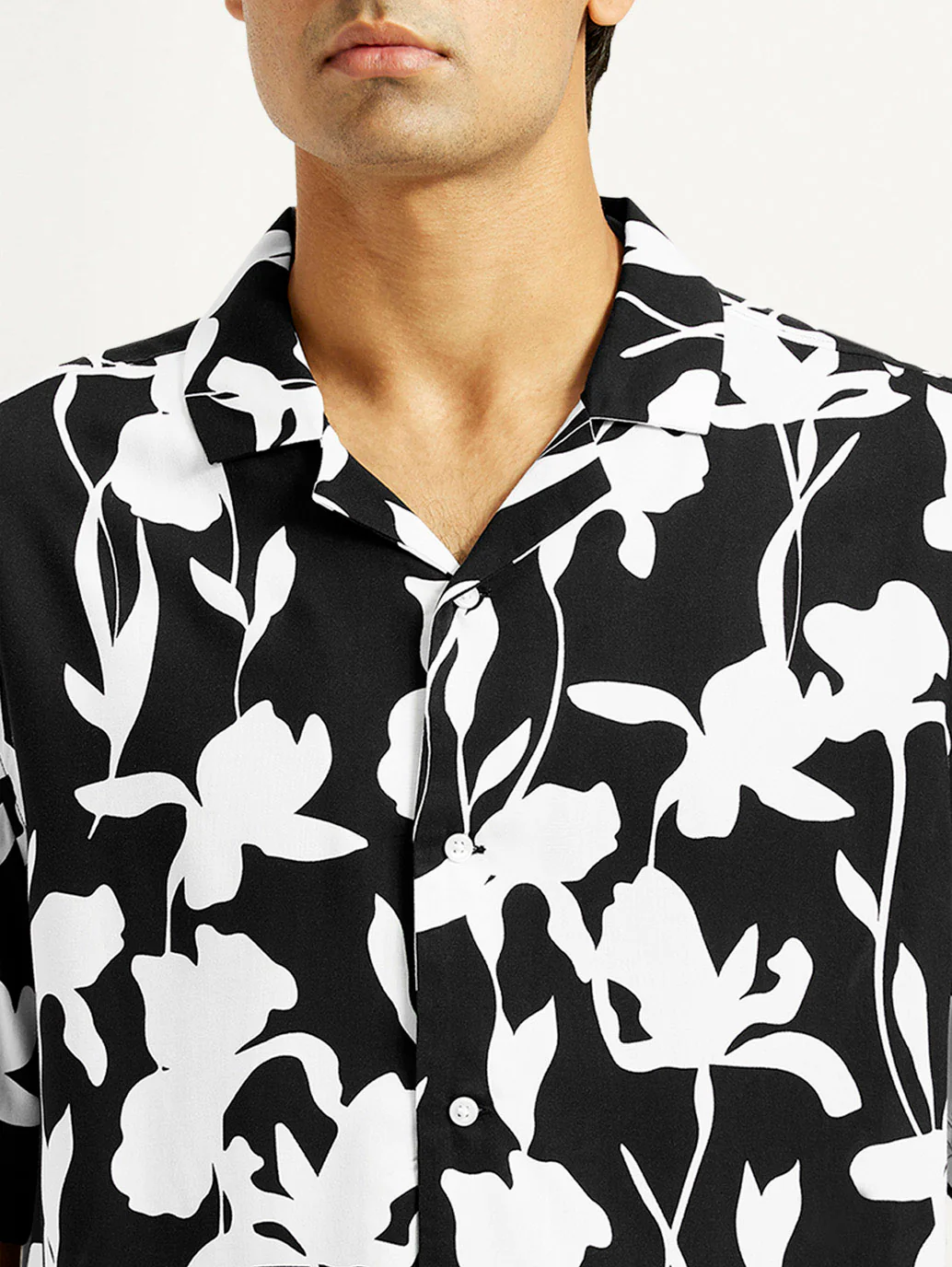 Men's Floral Black Camp Shirt - Image 3
