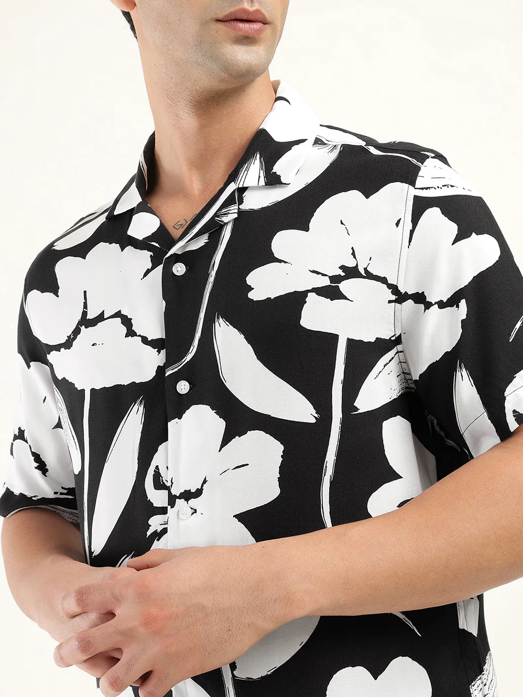 Men's Floral Print Camp Shirt - Image 4