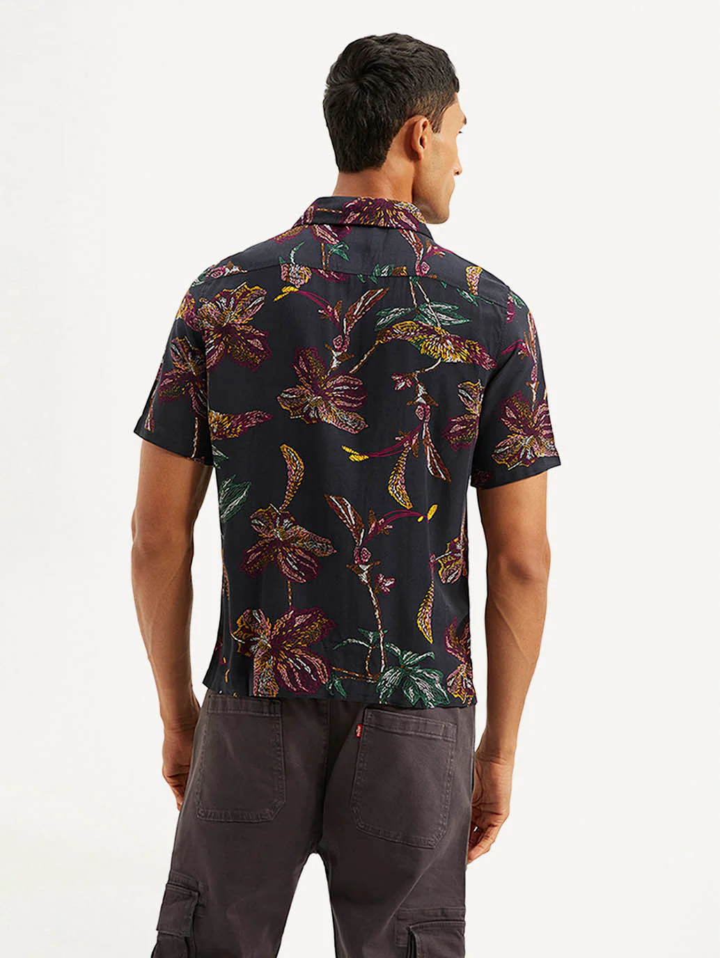 Men's Resort Collar Floral Loose Fit Camp Shirt - Image 2