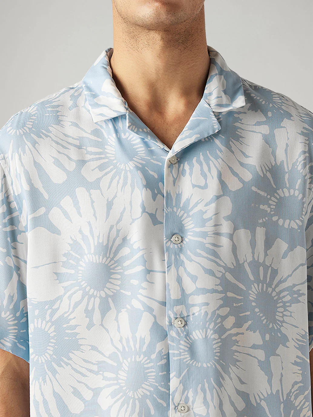 Men's Floral Relaxed Fit Resort Collar Shirt - Image 3