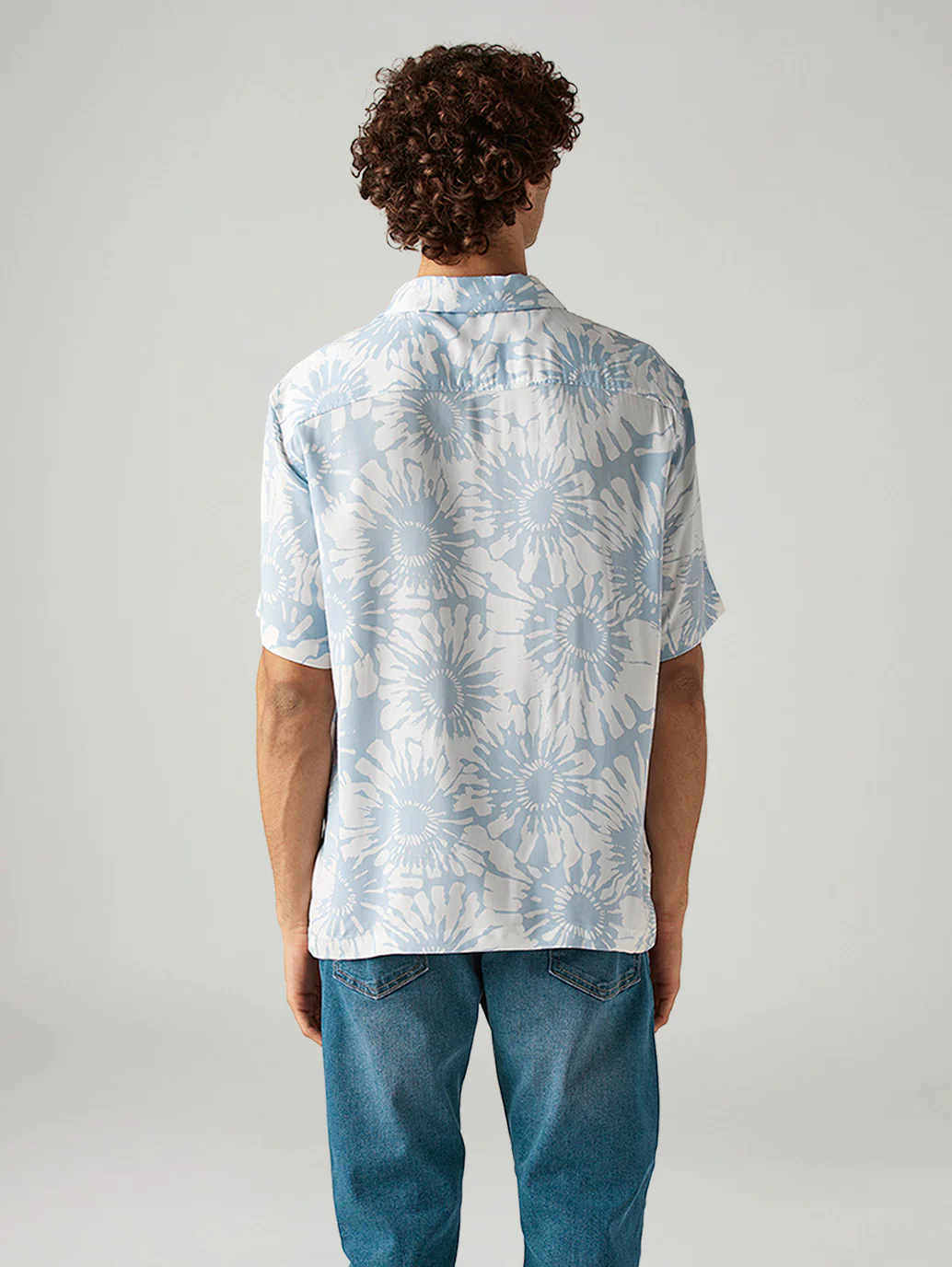 Men's Floral Relaxed Fit Resort Collar Shirt - Image 4