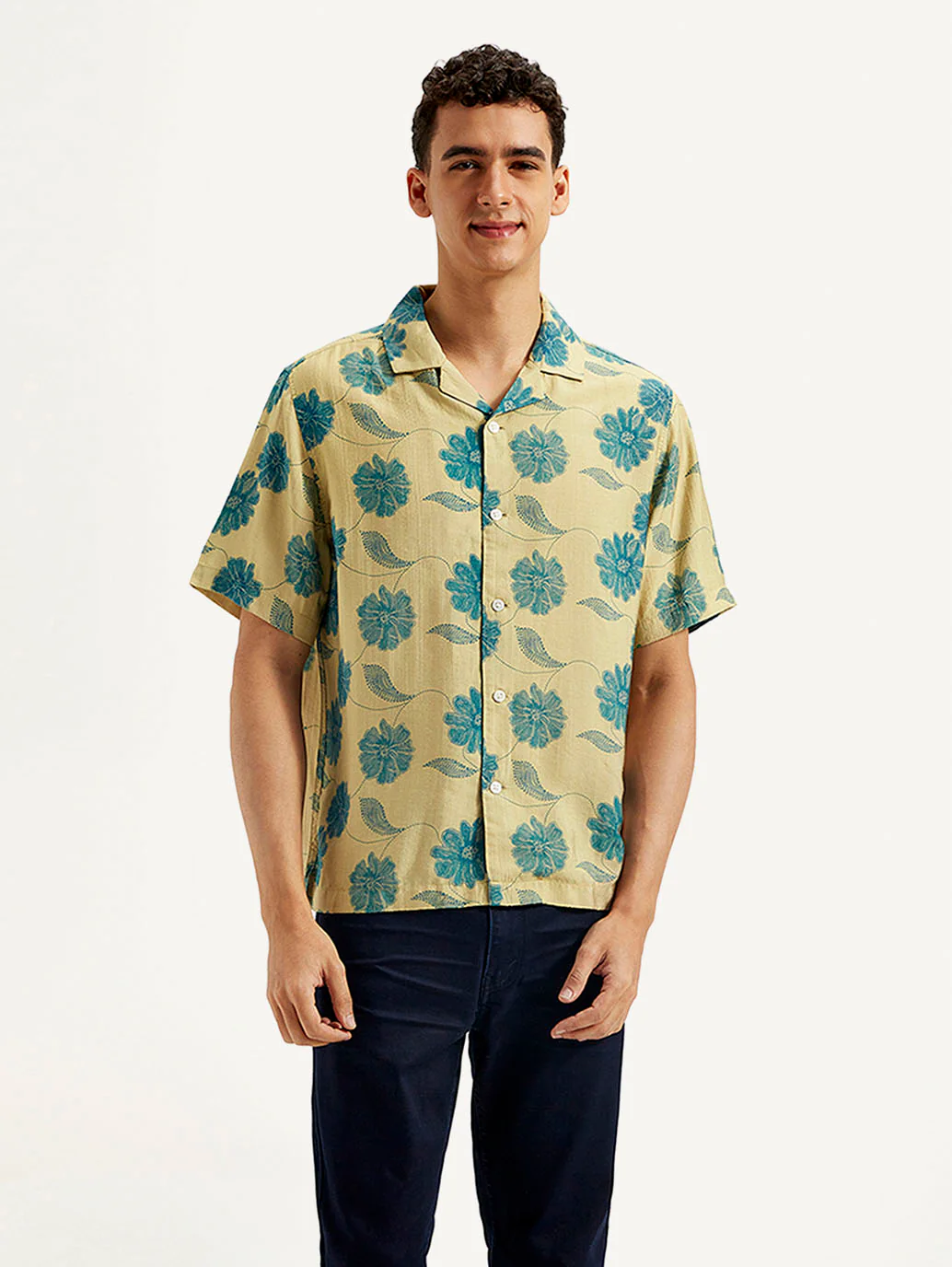Men's Resort Collar Floral Loose Fit Shirt - Image 2