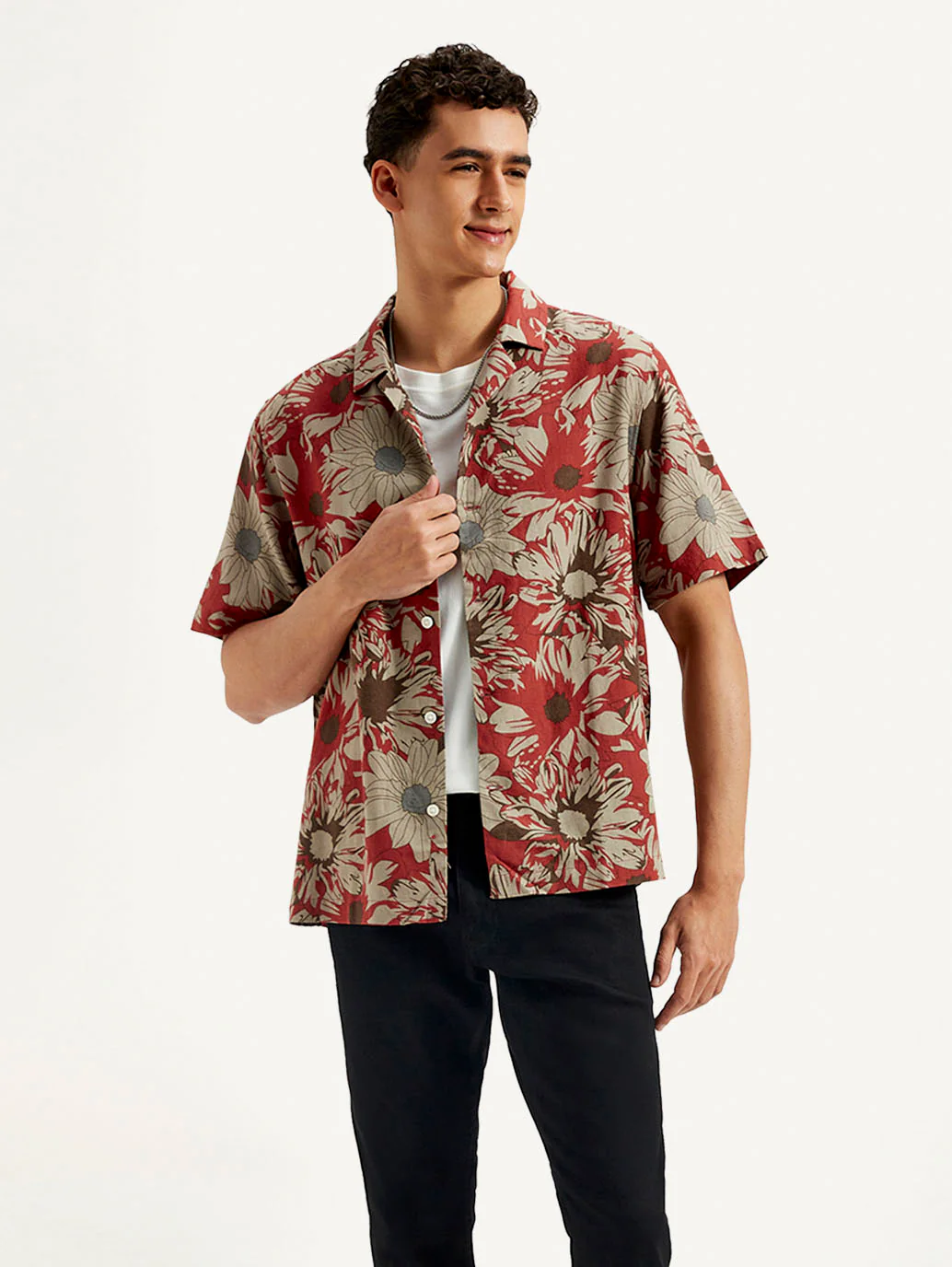 Men's Resort Collar Floral Loose Fit Linen Shirt - Image 2