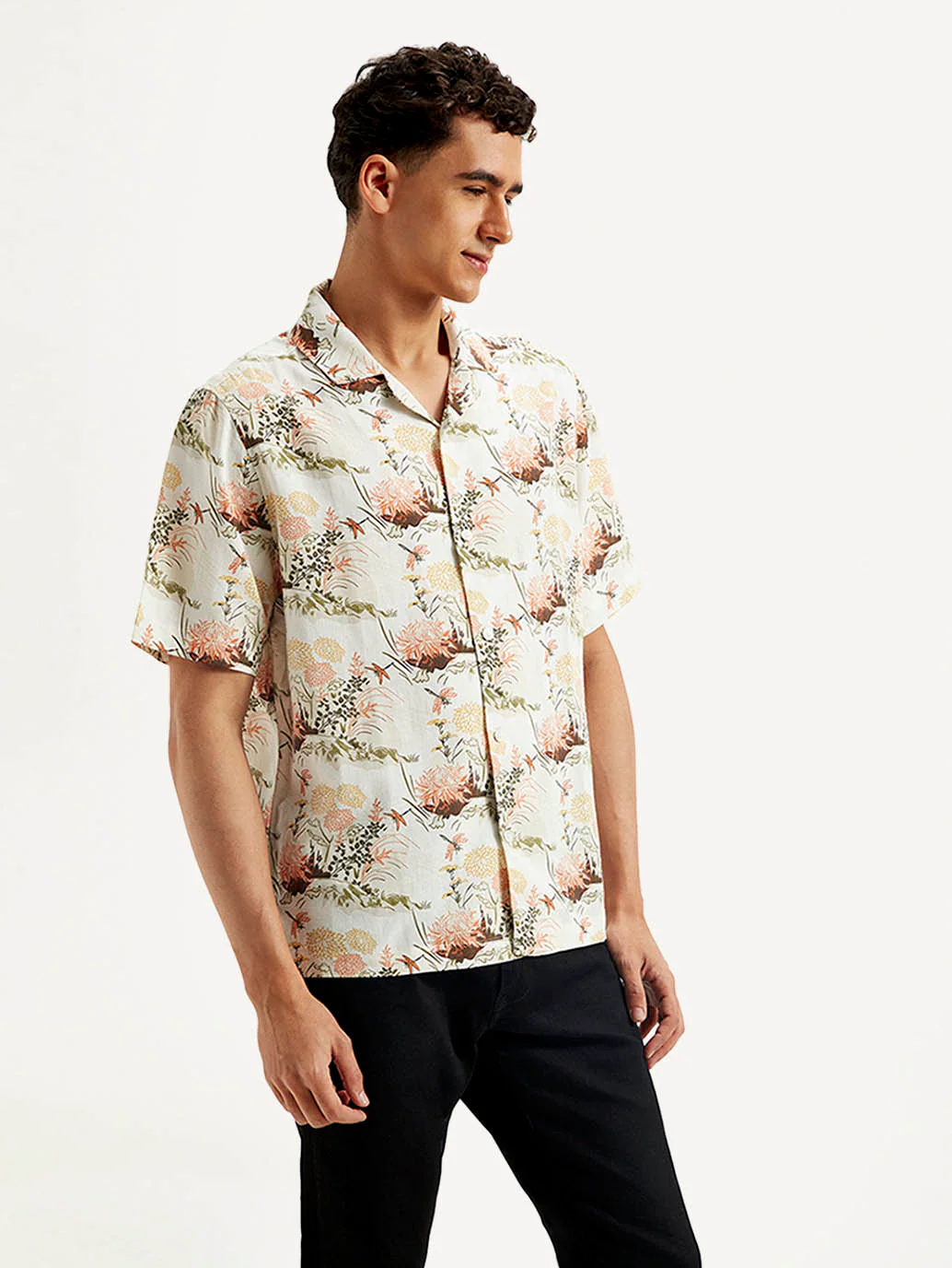 Men's Resort Collar Floral Loose Fit Linen Shirt - Image 6