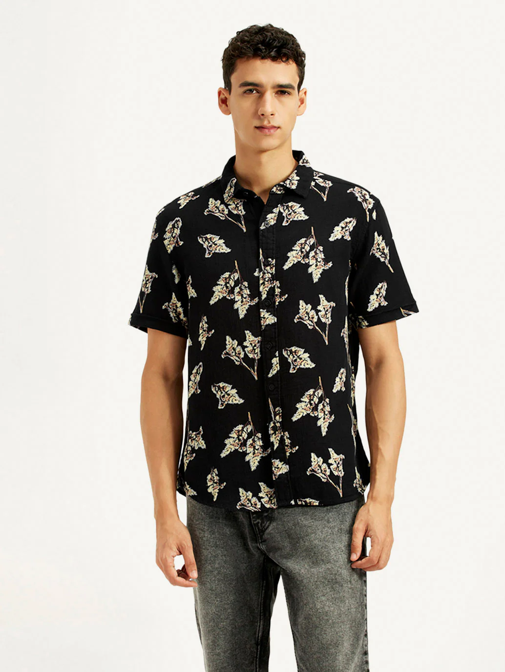 Men's Floral Slim Fit Shirt - Image 2