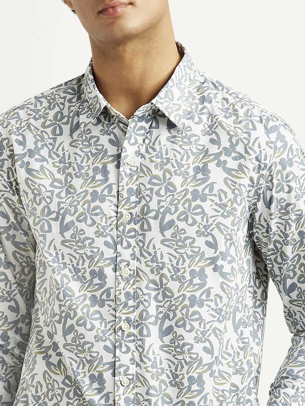 Men's Printed White Slim Fit Shirt - Image 4
