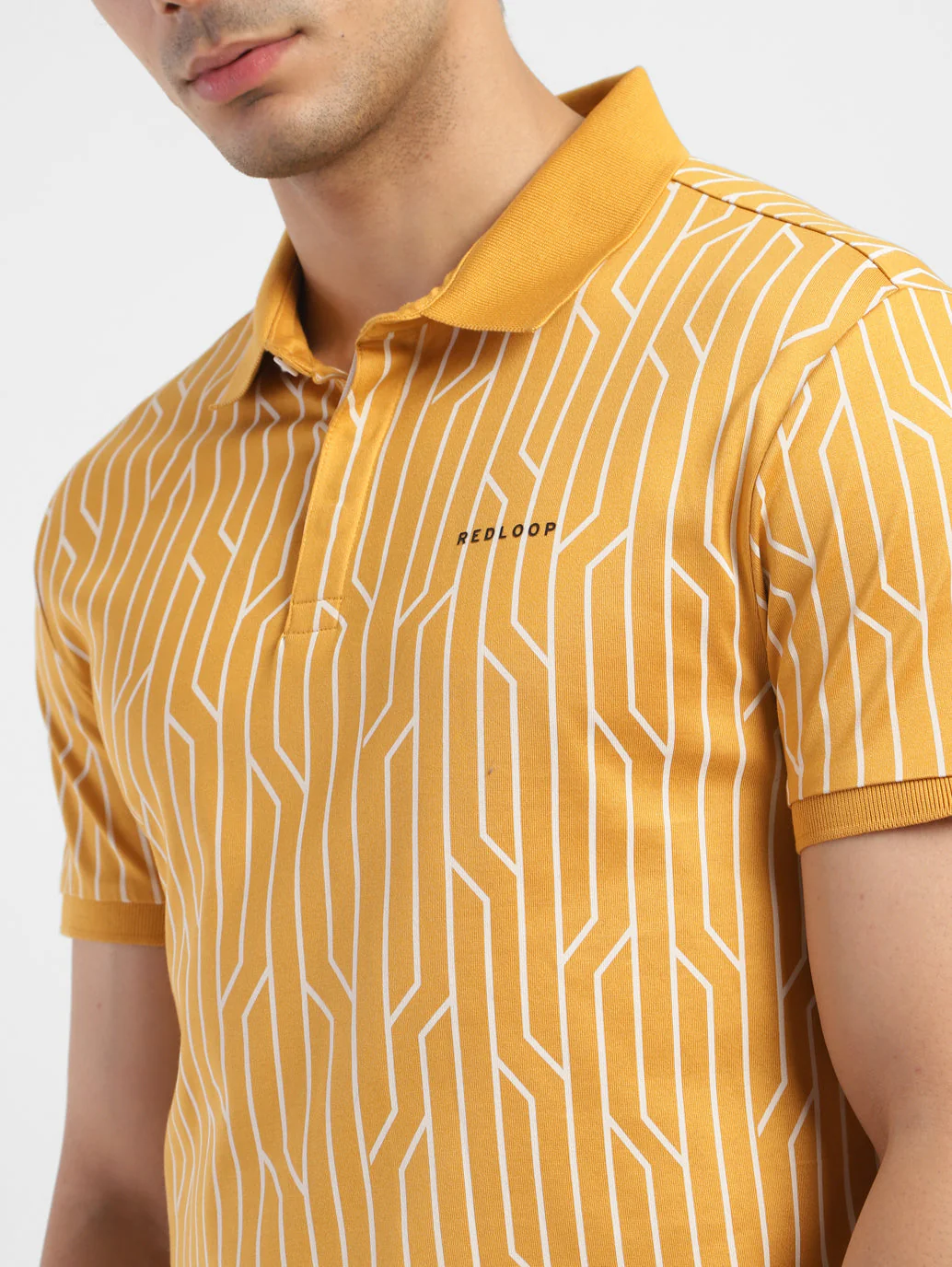 Men's Geometric Print Regular Fit T-shirt - Image 6
