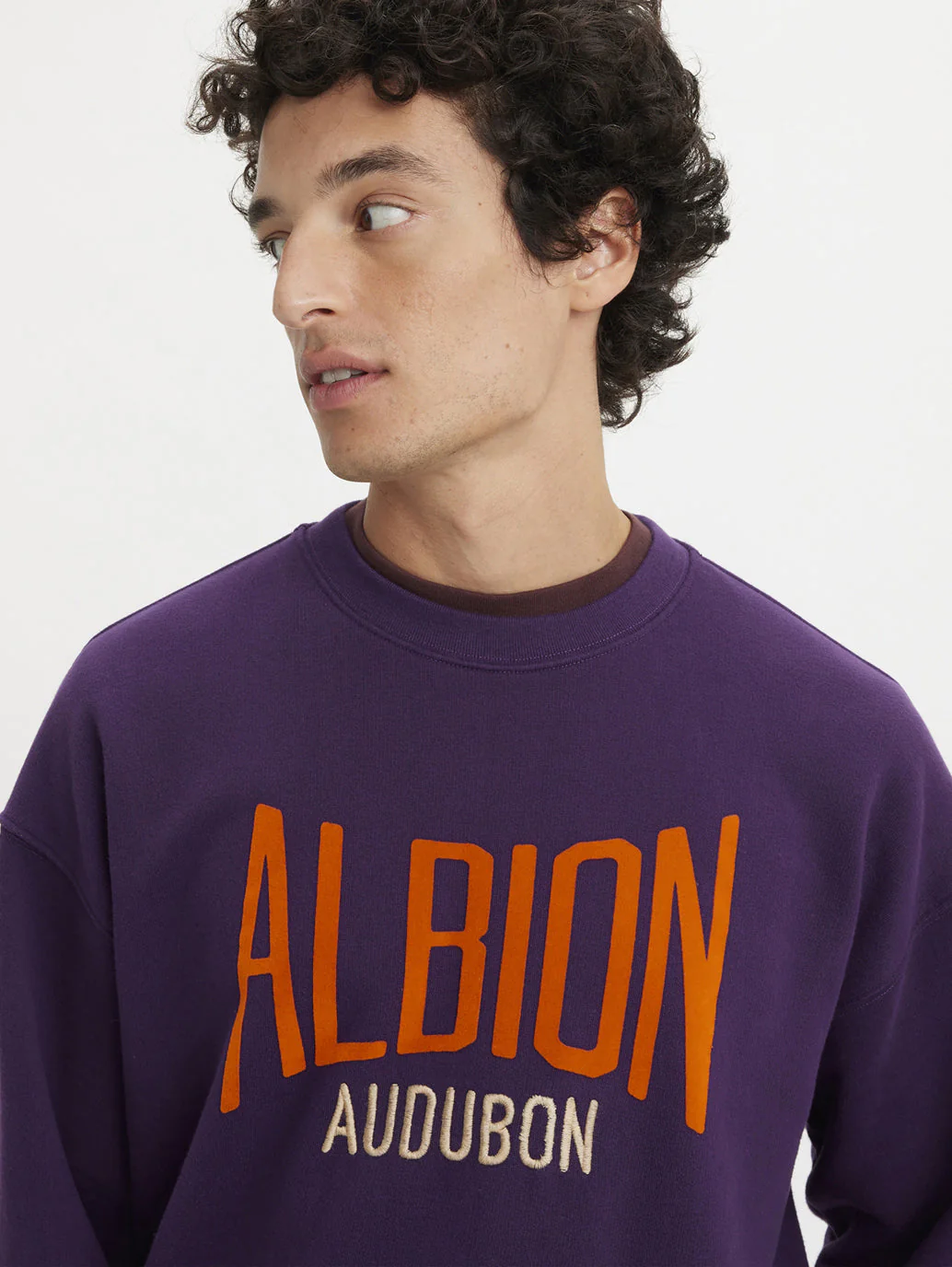 Men's Gold Tab Men's Crewneck Sweatshirt - Image 4