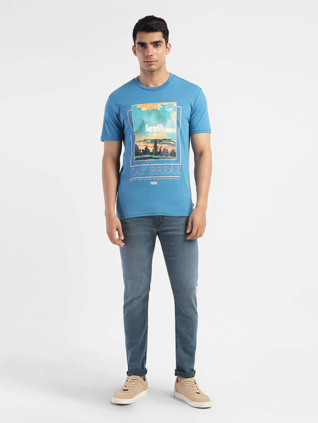 Men's Graphic Print Slim Fit T-shirt - Image 5