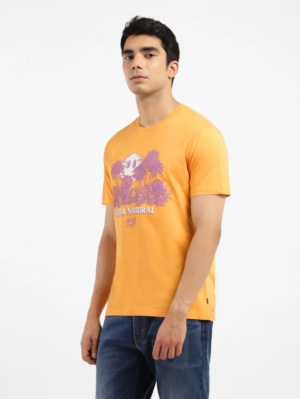 Men's Graphic Printed Slim Fit T-shirt - Image 4