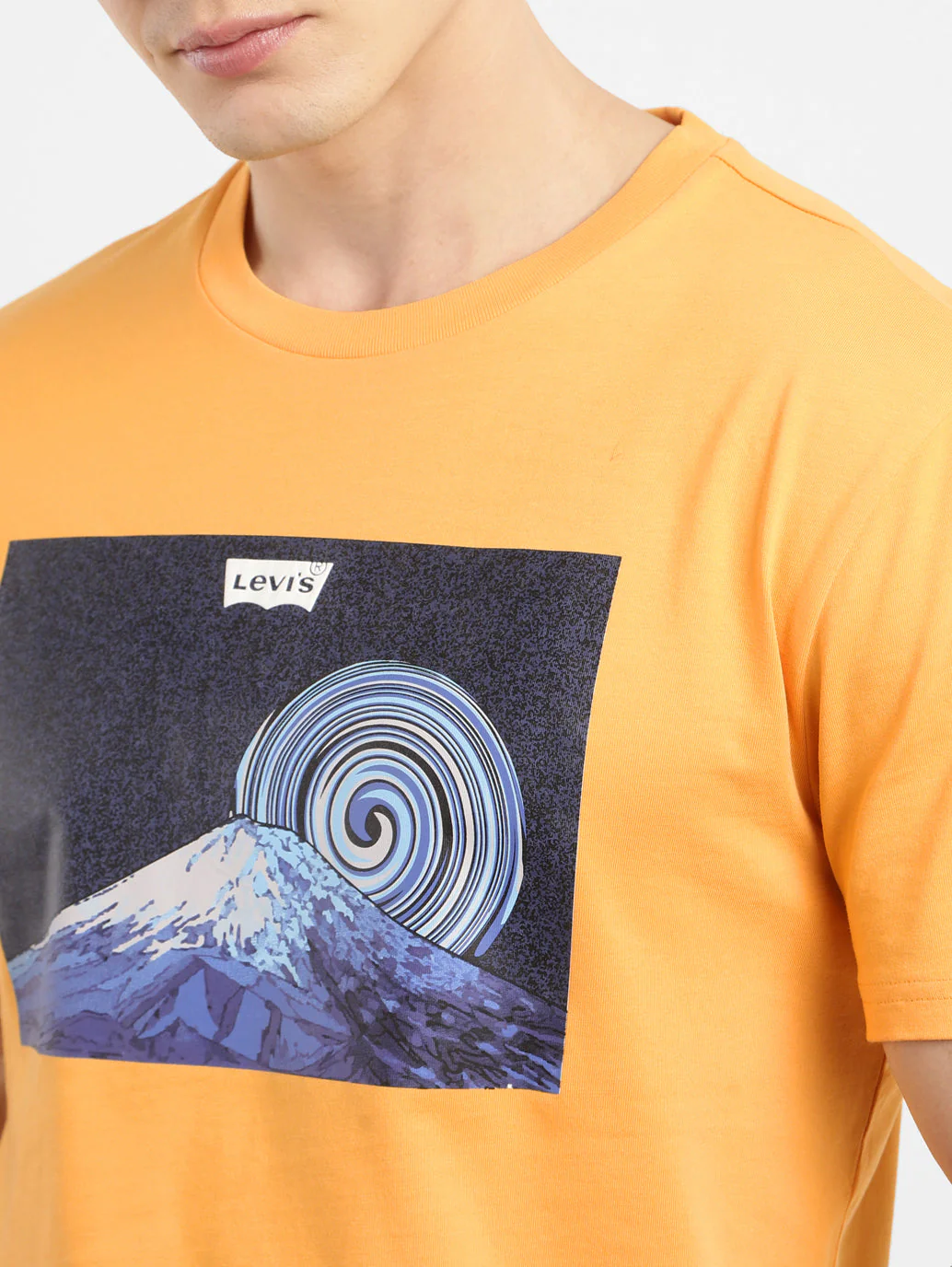 Men's Graphic Print Slim Fit T-shirt - Image 5
