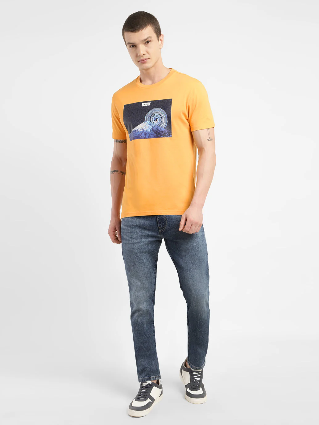 Men's Graphic Print Slim Fit T-shirt - Image 6