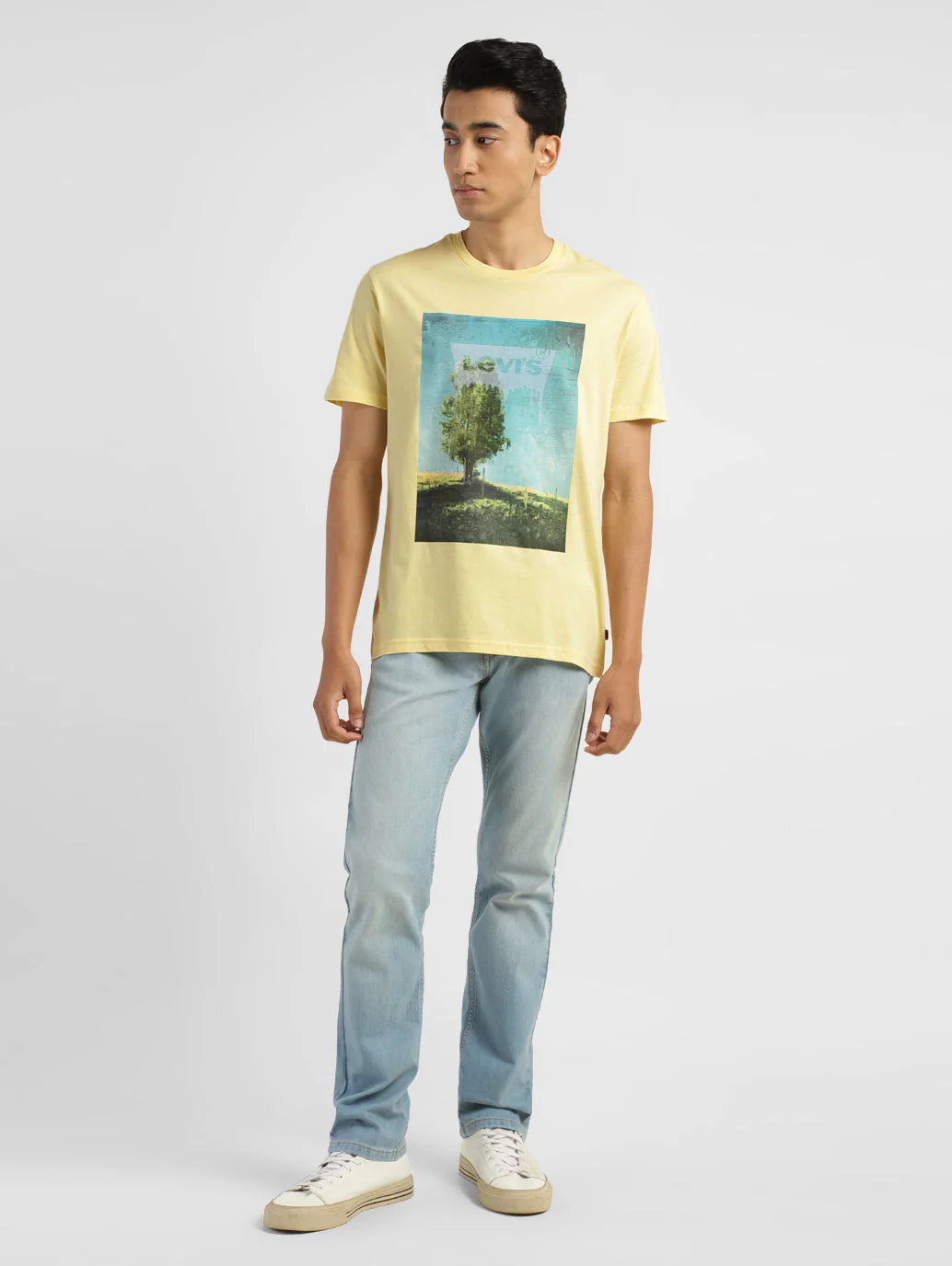 Men's Graphic Print Crew Neck T-shirt - Image 6