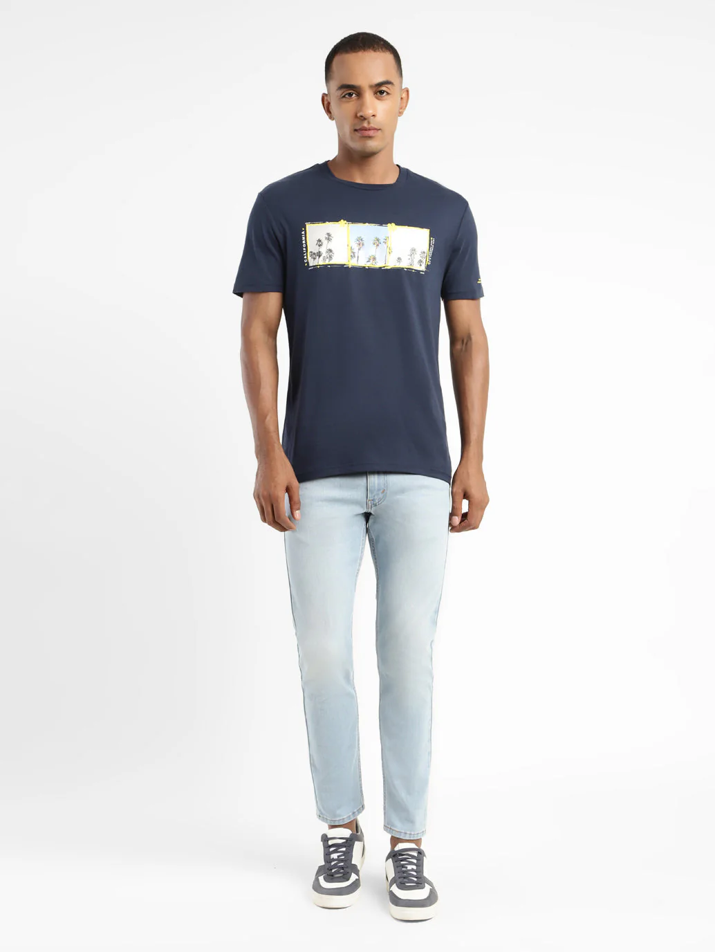 Men's Graphic Print Slim Fit T-shirt - Image 6