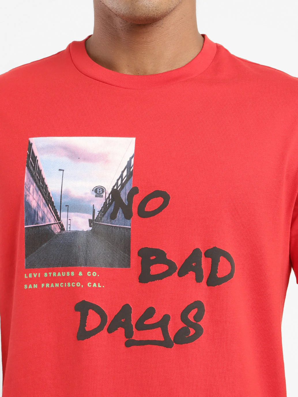 Men's Graphic Print Slim Fit T-shirt - Image 5
