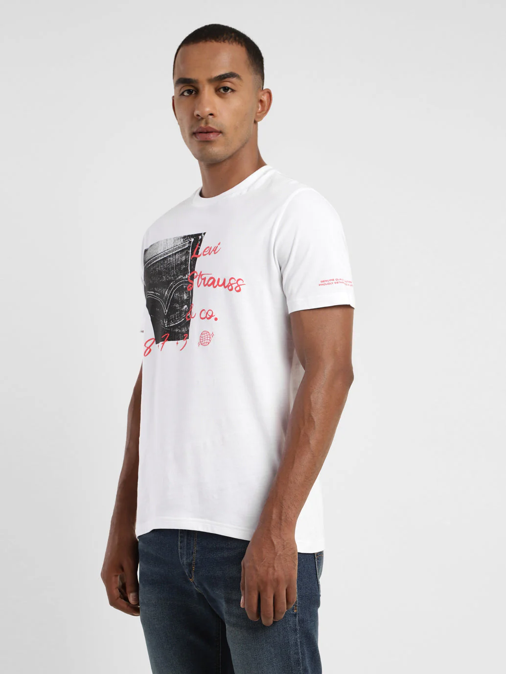 Men's Graphic Print Slim Fit T-shirt - Image 4