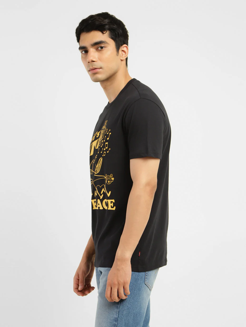 Men's Graphic Crew Neck T-shirt - Image 4