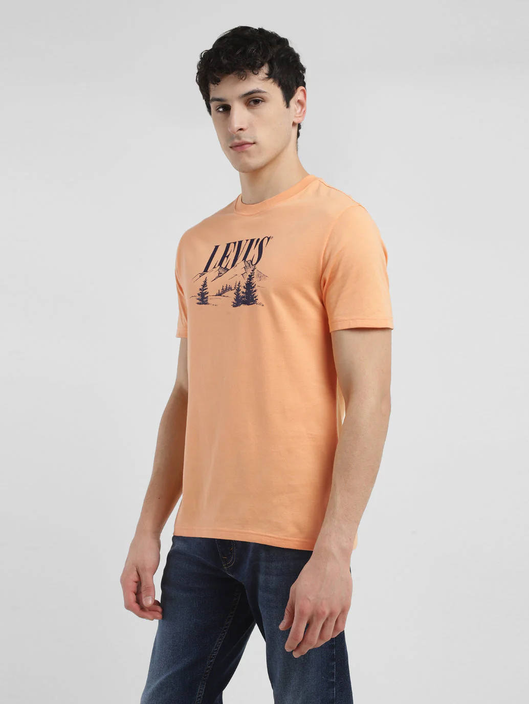 Men's Graphic Print Crew Neck T-shirt - Image 4