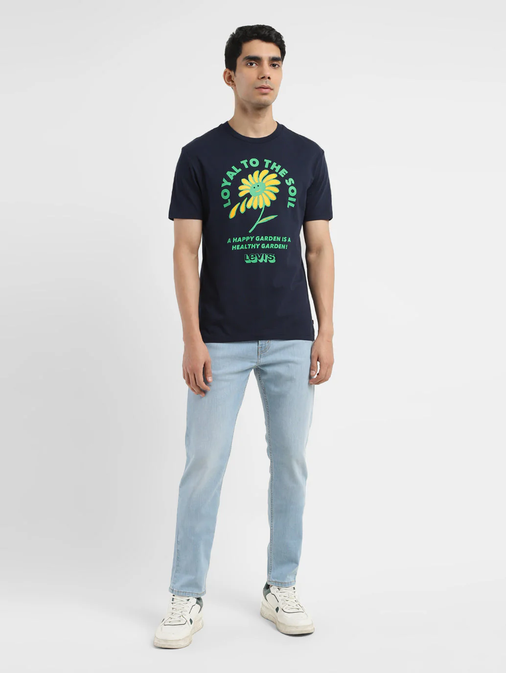 Men's Graphic Print Crew Neck T-shirt - Image 6