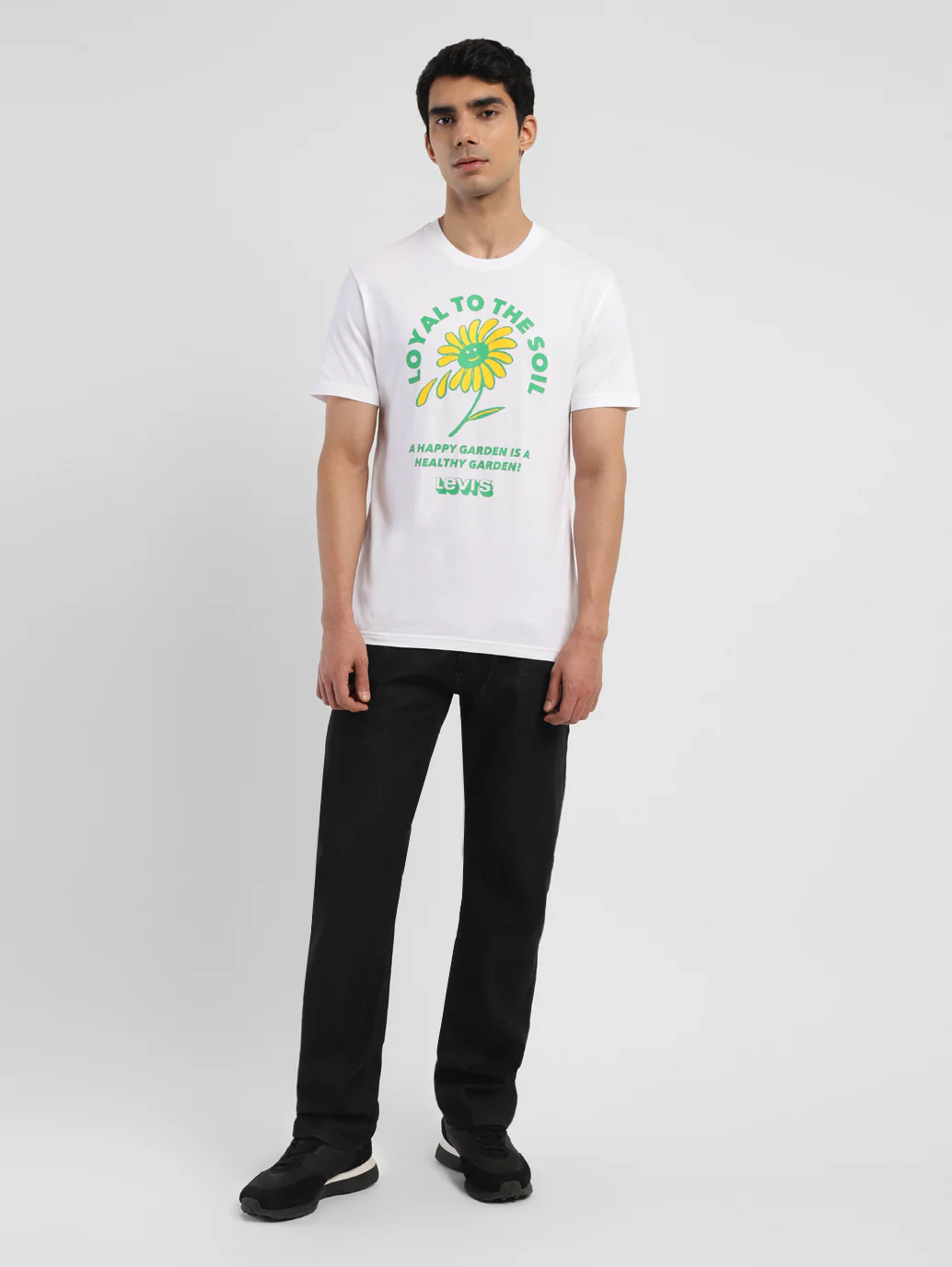 Men's Graphic Print Crew Neck T-shirt - Image 6