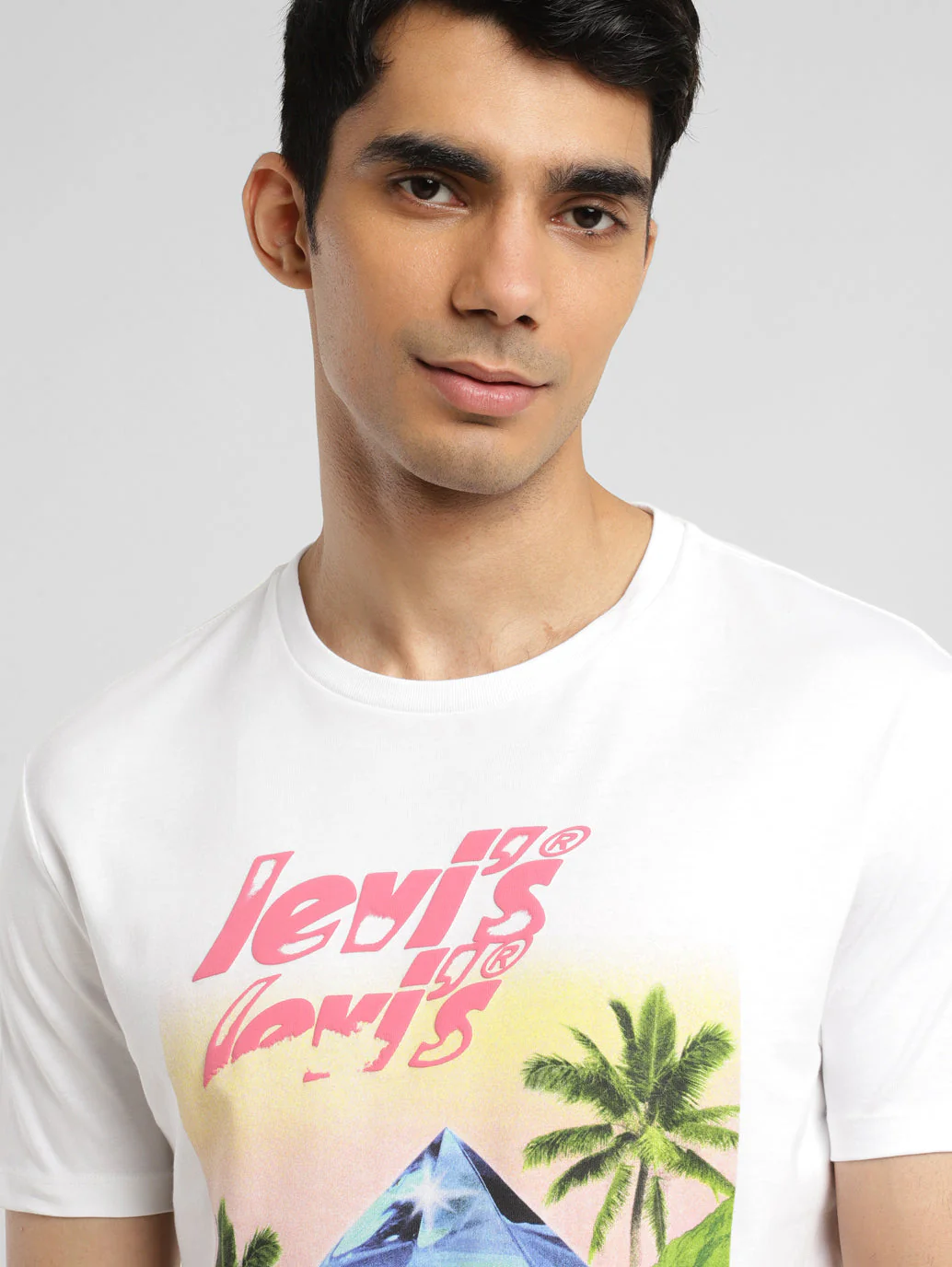 Men's Graphic Crew Neck T-shirt - Image 5