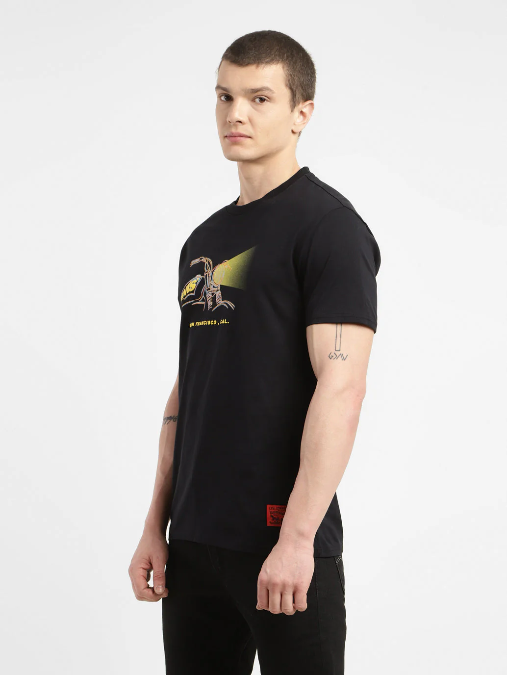 Men's Graphic Print Crew Neck T-shirt - Image 4