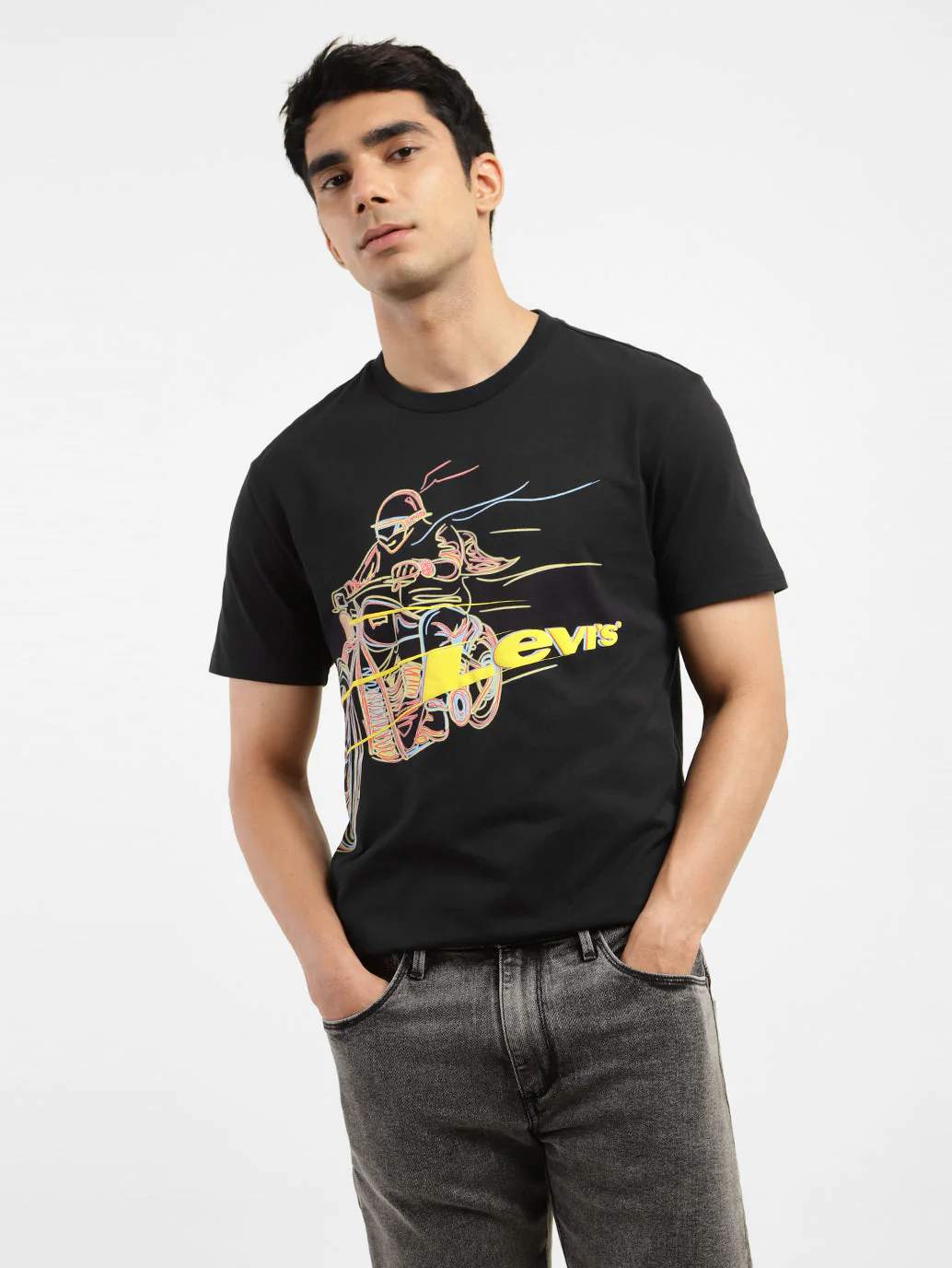 Men's Graphic Print Crew Neck T-shirt - Image 2