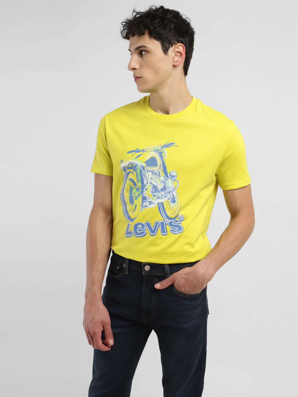 Men's Graphic Print Slim Fit T-shirt - Image 6