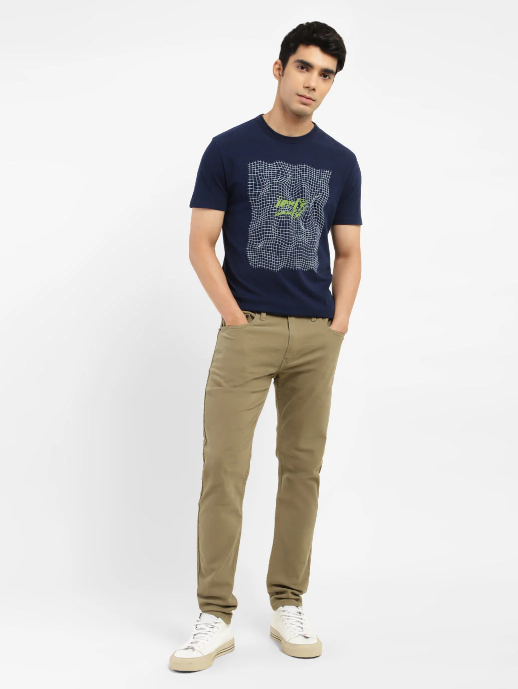 Men's Graphic Print Slim Fit T-shirt - Image 6