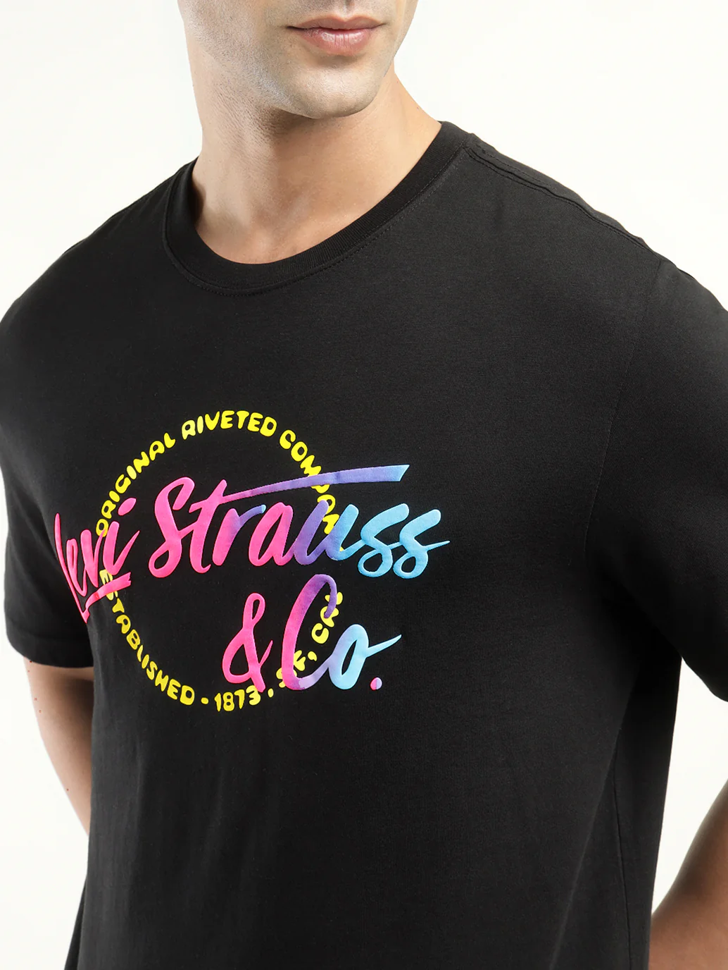 Men's Graphic Print Crew Neck T-shirt - Image 4