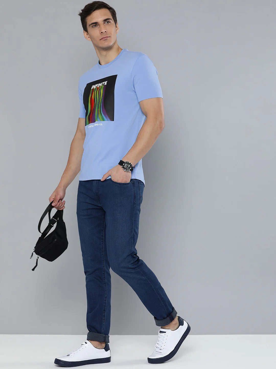 Men's Graphic Print Crew Neck T-shirt - Image 4