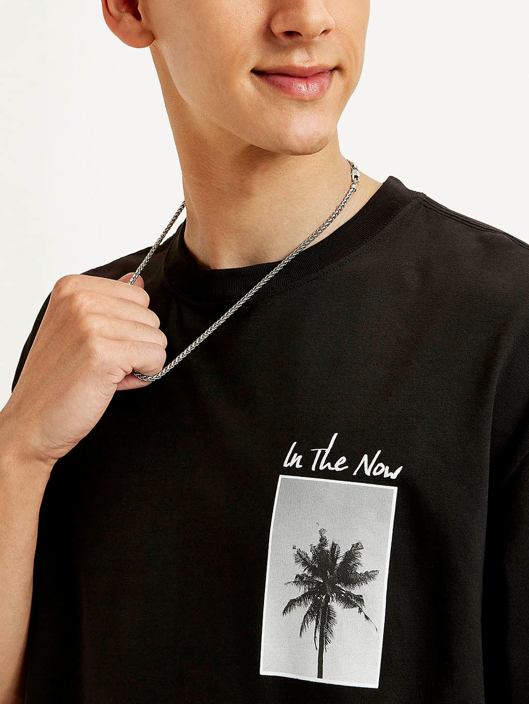 Men's Graphic Print Loose Fit T-shirt - Image 5