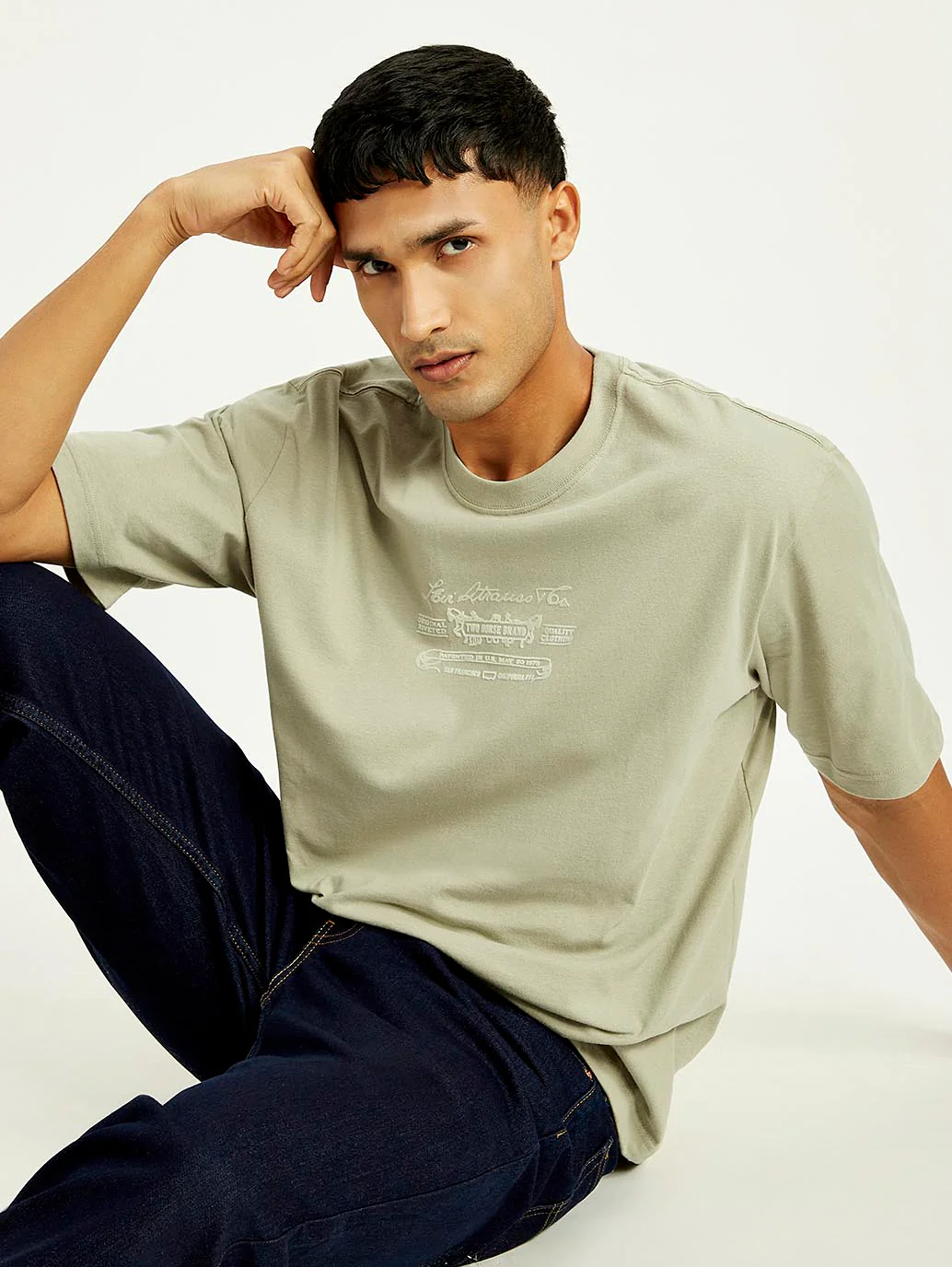 Men's Graphic Print Loose Fit T-shirt