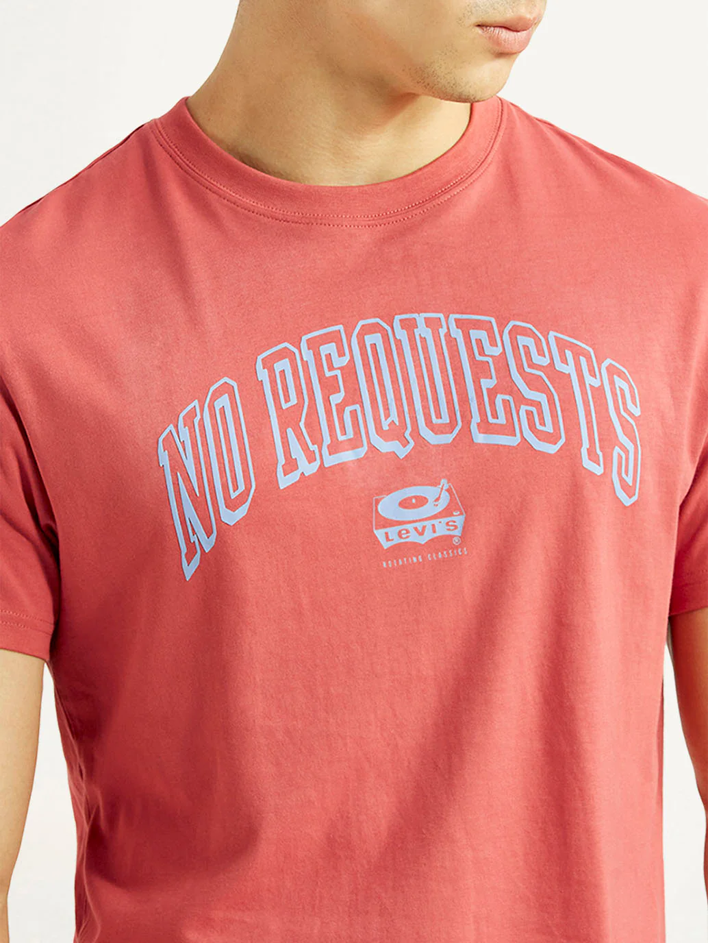 Men's Graphic Print Red Slim Fit T-shirt - Image 4