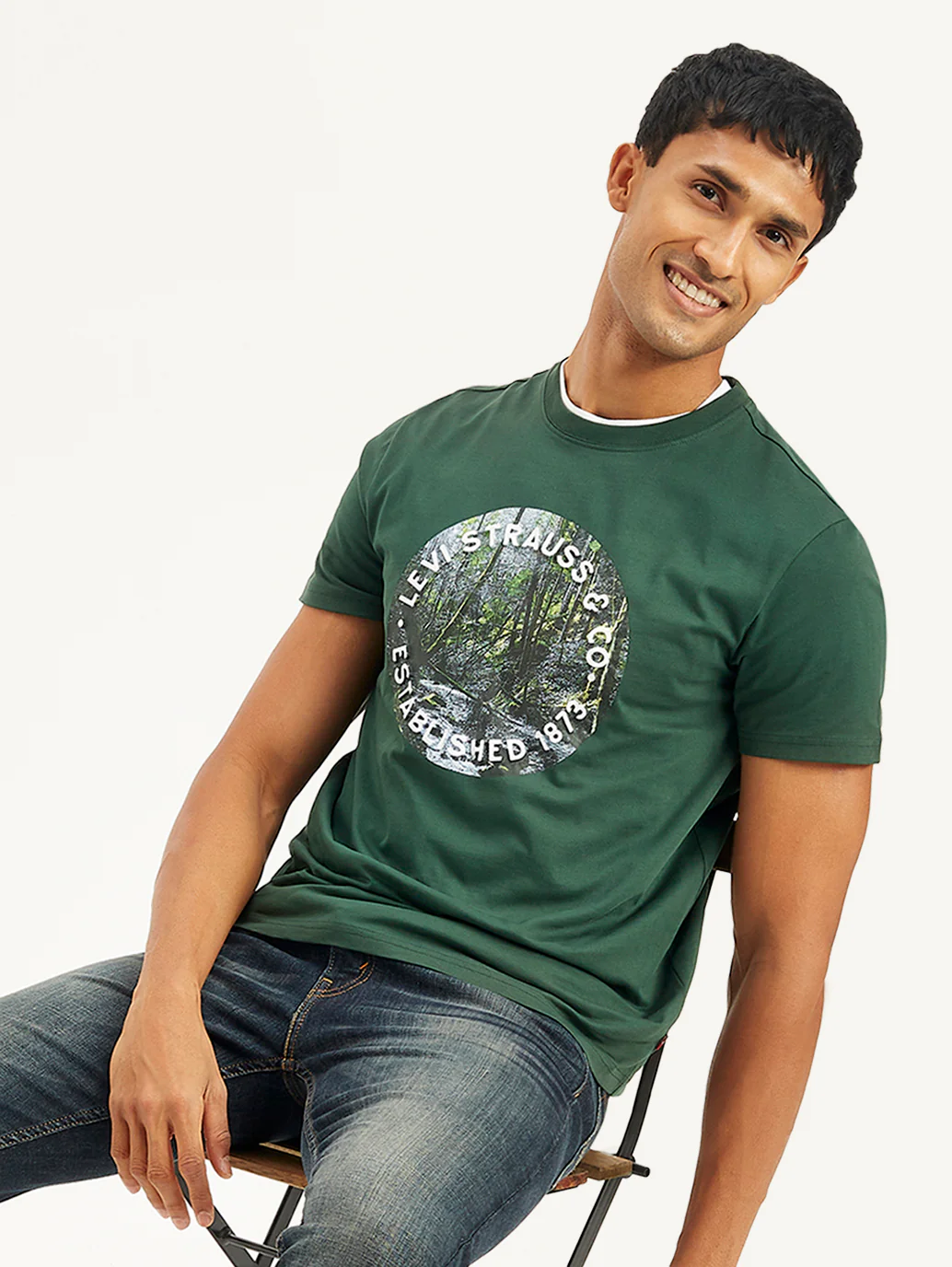 Men's Graphic Print Slim Fit T-Shirt - Image 2