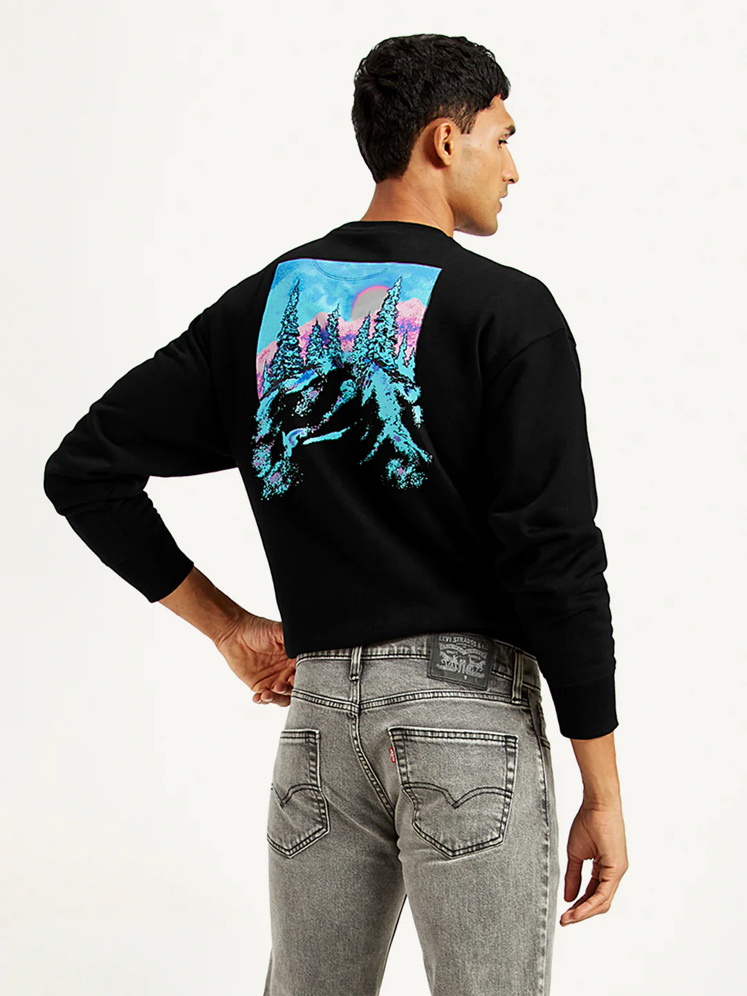 Men's Graphic Print Relaxed Fit Sweatshirt - Image 3